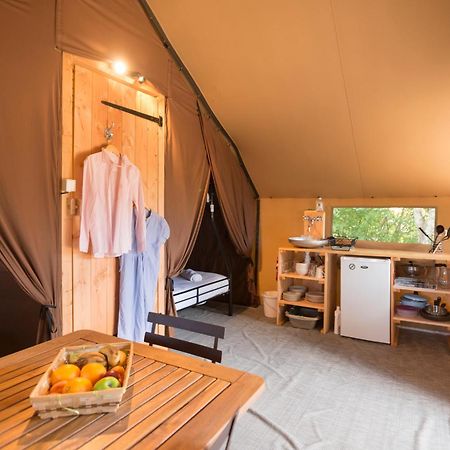 Huttopia Pays De Cordes Sur Ciel Алби Стая снимка